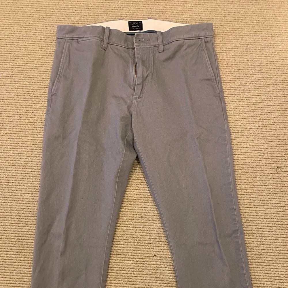 J. Crew Men’s chinos- 484 Slim fit pant gray 30/32